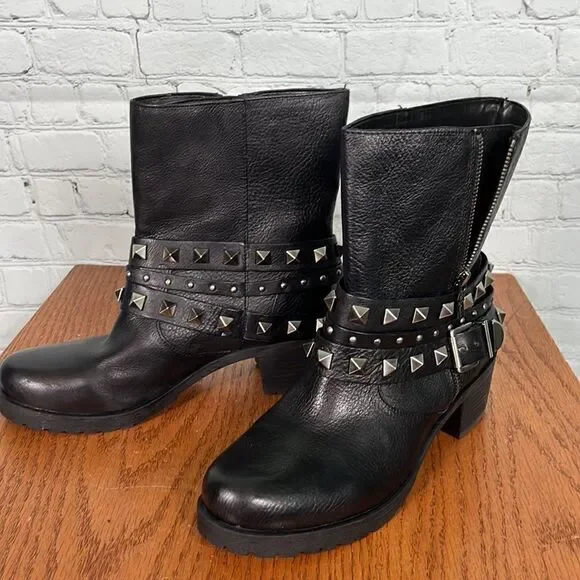 BCBG Leather Buckram Option HEELED LOW BOOTS w/studs & buckles like new - Picture 3 of 7